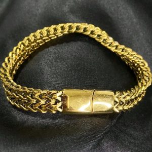 100% Stainless Steel Glossy Golden Bracelet