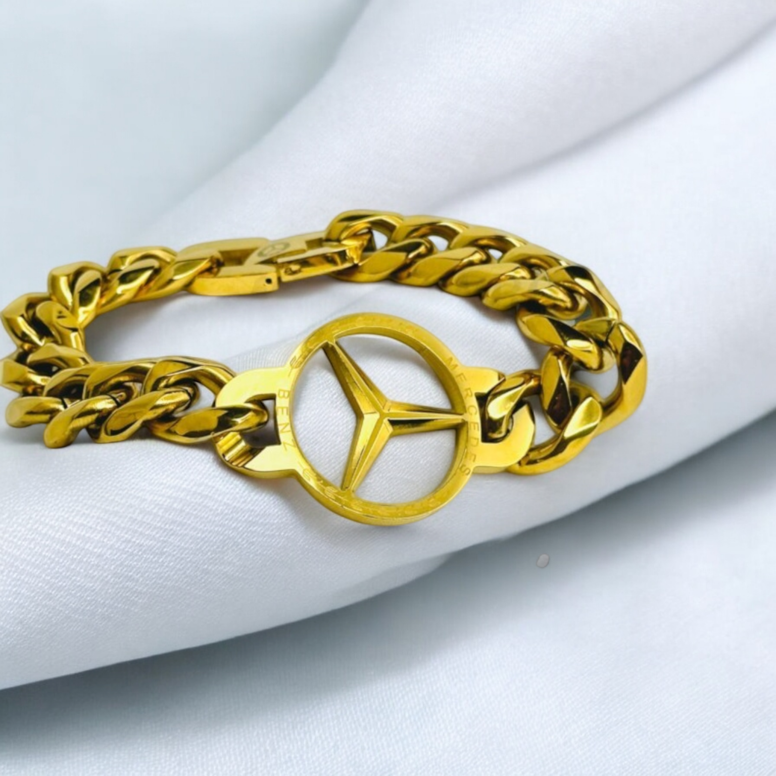 100% Stainless Steel Matt Golden Bracelet – Marcity